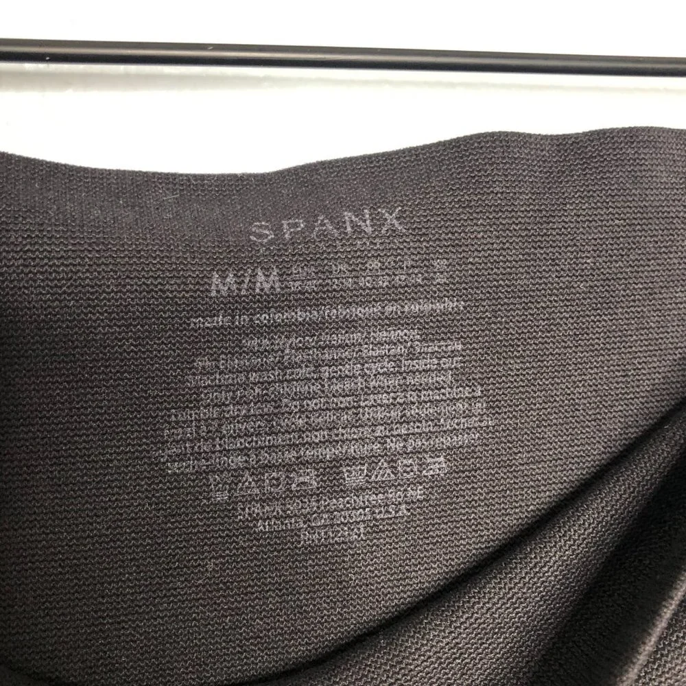 Spanx Seamless Ankle Zip Leggings Black Medium - Picture 3 of 4